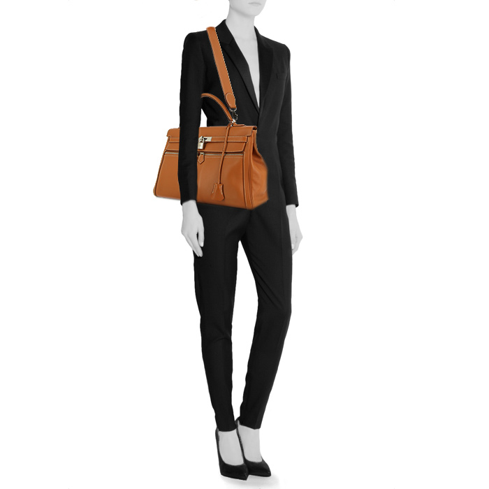 Bolso de mano Hermes Kelly Lakis en cuero swift color oro - Detail D2