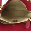 Chloé bag worn on the shoulder or carried in the hand in raspberry pink grained leather - Detail D2 thumbnail