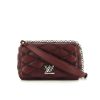 Bolso de mano Louis Vuitton Twist en cuero acolchado color burdeos - 360 thumbnail