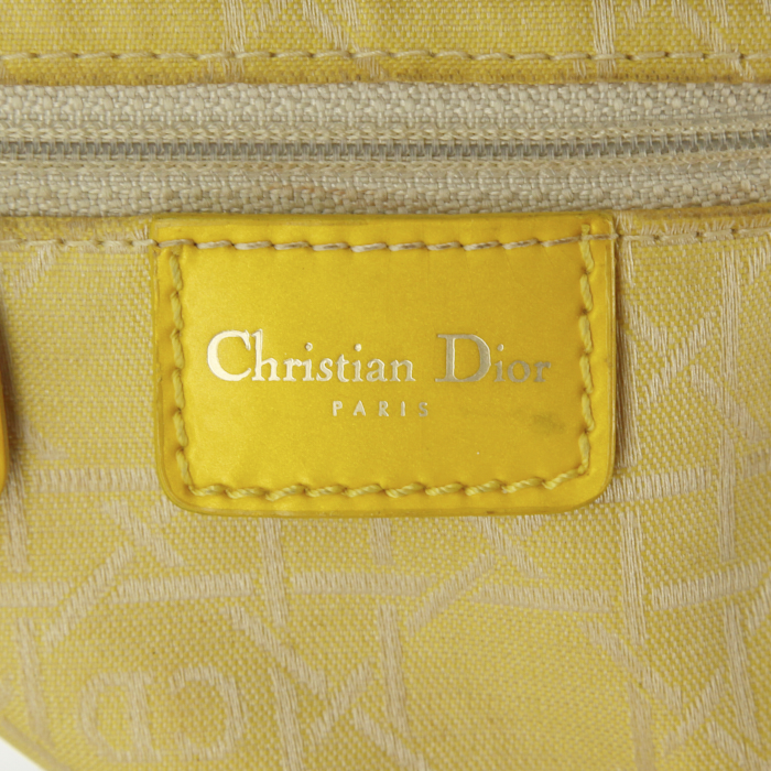 Dior Dior Malice small model handbag in yellow Curry patent leather - Detail D3