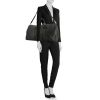 Bolsa de viaje Louis Vuitton Keepall 55 cm en lona a cuadros y cuero negro - Detail D2 thumbnail