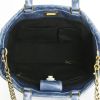 Shopping bag Chanel Grand Shopping in pelle trapuntata blu - Detail D3 thumbnail