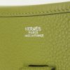 Bolso bandolera Hermes Evelyne modelo pequeño en cuero togo verde anís - Detail D3 thumbnail