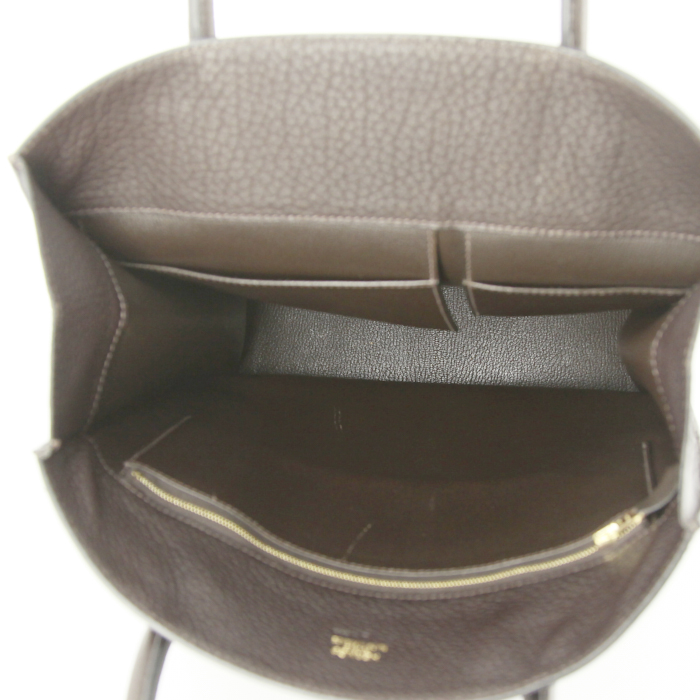 Shopping bag Hermes in pelle martellata marrone scuro - Detail D2