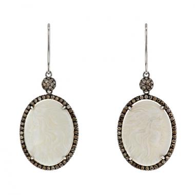 Mauboussin Emotion Limitée earrings in white gold,  mother of pearl and diamonds