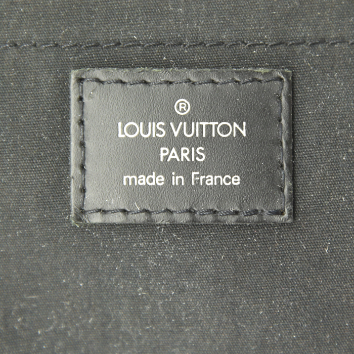 Sac à main Louis Vuitton en cuir épi noir - Detail D3