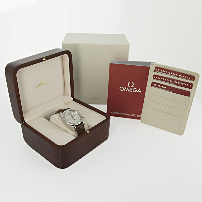 Montre Omega De Ville Chronographe Co-Axial en acier Ref : 4850.30.37 Vers 2000 - Detail D3