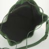 Louis Vuitton Grand Noé large model messenger bag in green epi leather - Detail D2 thumbnail