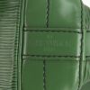 Sac besace Louis Vuitton Grand Noé grand modèle en cuir épi vert - Detail D3 thumbnail