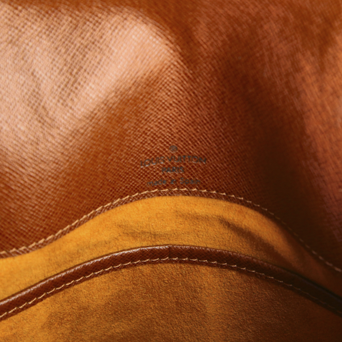 Sac besace Louis Vuitton Musette Salsa en toile monogram et cuir naturel - Detail D3