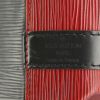 Bolso de mano Louis Vuitton petit Noé pequeño en cuero Epi rojo y cuero negro - Detail D3 thumbnail