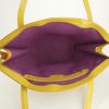 Bolso de mano Louis Vuitton Saint Jacques modelo grande en cuero Epi amarillo - Detail D2 thumbnail