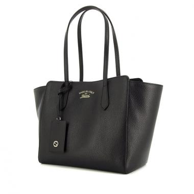 Bolso Cabás Gucci modelo pequeño en cuero granulado natural y de tachuelas