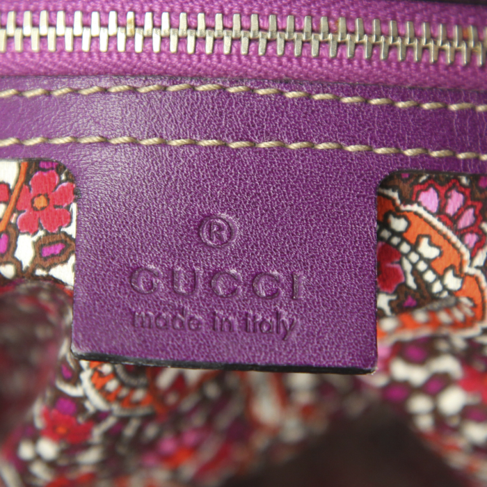 Borsa Gucci Bamboo Indy Hobo in camoscio nero e pelle verniciata viola - Detail D3