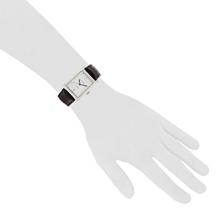 Baume & Mercier watch in stainless steel Circa  2010 - Detail D1