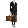 Bolsa de viaje Louis Vuitton Keepall 55 cm en lona Monogram y cuero natural - Detail D2 thumbnail