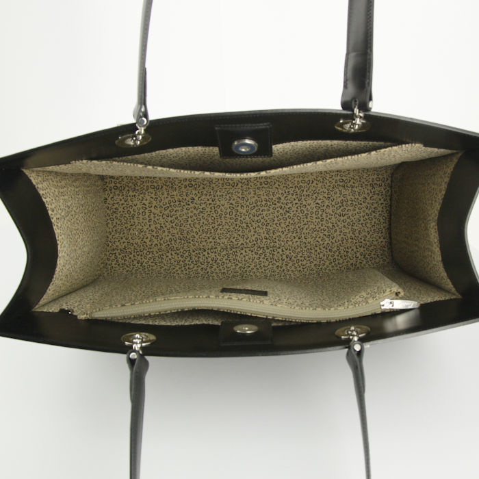 Cartier Panthère shopping bag in black leather - Detail D2