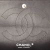 Chanel 2.55 handbag in purple patent quilted leather - Detail D4 thumbnail
