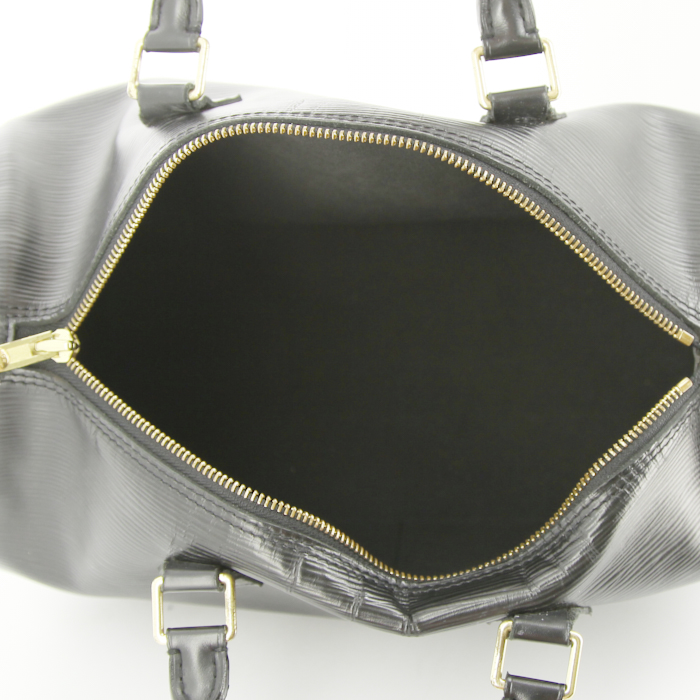 Louis Vuitton Speedy 30 handbag in black epi leather - Detail D2