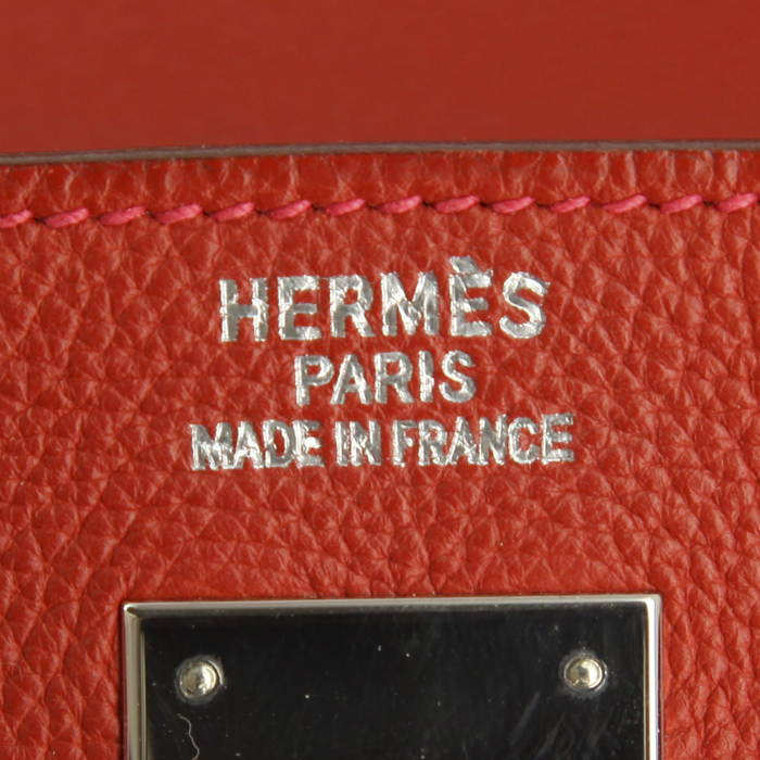 Hermes Kelly 35 cm handbag in red togo leather - Detail D4