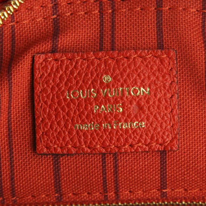 Louis Vuitton Speedy 25 cm shoulder bag in red monogram leather - Detail D4