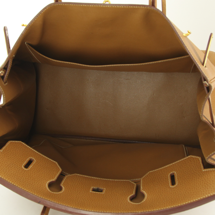 Hermes Birkin 40 cm handbag in gold grained leather - Detail D2
