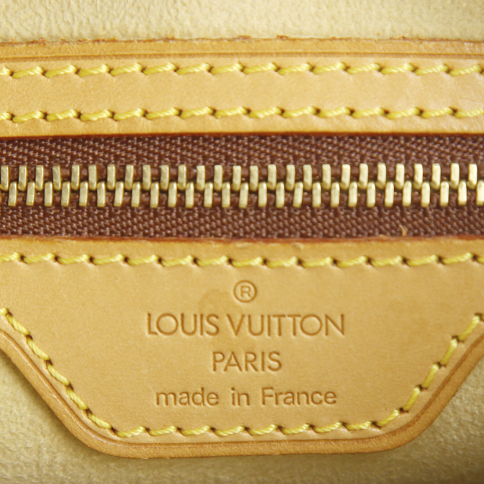 Sac à main Louis Vuitton Looping en toile monogram et cuir naturel - Detail D3
