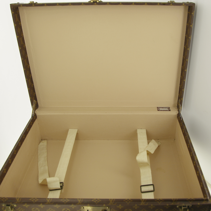 Maleta Louis Vuitton Alzer 60 - Trunk en lona Monogram y cuero - Detail D3