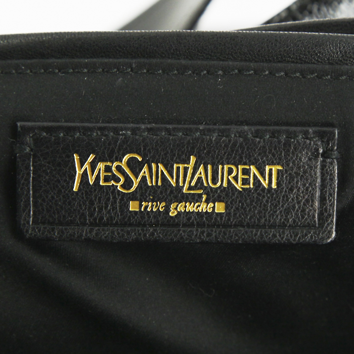 Borsa Yves Saint Laurent Tribute in pelle verniciata nera - Detail D3