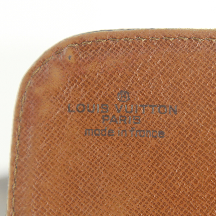 Sac besace Louis Vuitton Cartouchiére en toile monogram et cuir naturel - Detail D3