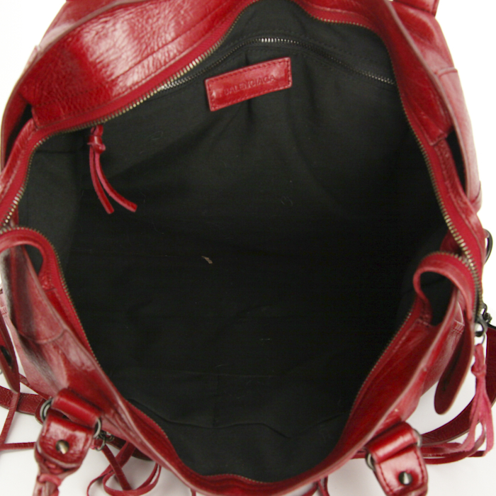 Bolso de mano Balenciaga Classic City en cuero rojo - Detail D3