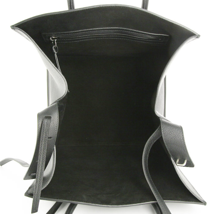 Sac à main Celine Phantom en cuir grainé noir - Detail D2