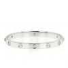 Bracelet Cartier Love en or blanc et diamants, taille 17 - 360 thumbnail