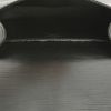 Sac bandoulière Louis Vuitton Saint Cloud en cuir épi noir - Detail D2 thumbnail