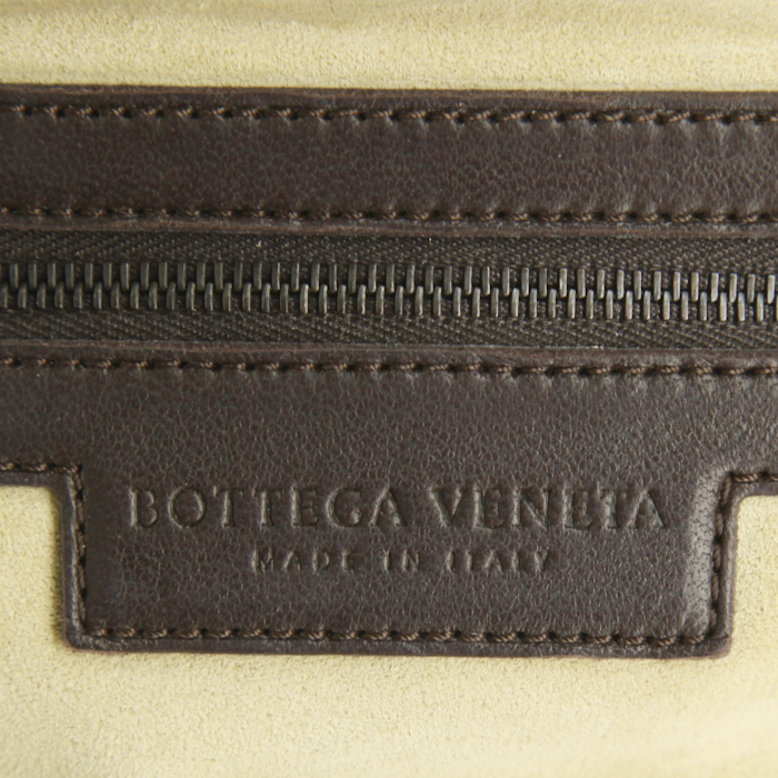 Bottega Veneta handbag in chocolate brown braided leather - Detail D3