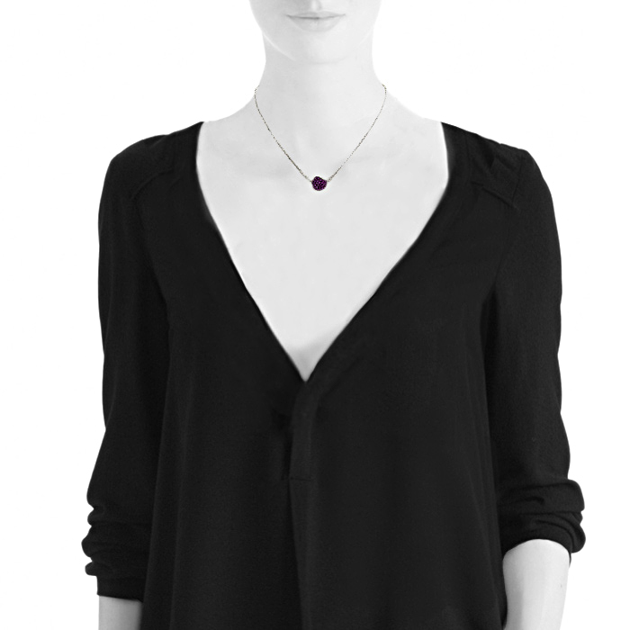 Boucheron Tentation Macaron necklace in white gold,  sapphires and ruby - Detail D1