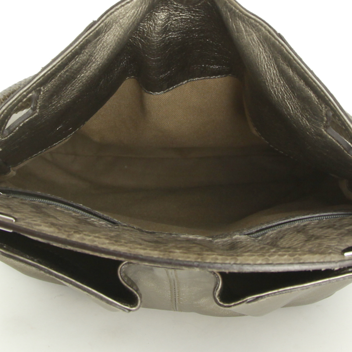 Bolso de mano Cartier Marcello en cuero marrón dorado y cuero marrón dorado - Detail D2