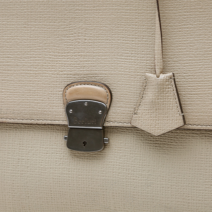 Berluti  E'Suo briefcase  in beige leather - Detail D1