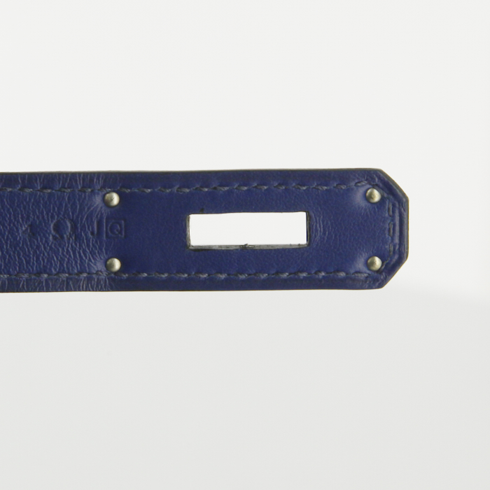 Sac bandoulière Hermes Berline en cuir Swift bleu - Detail D4
