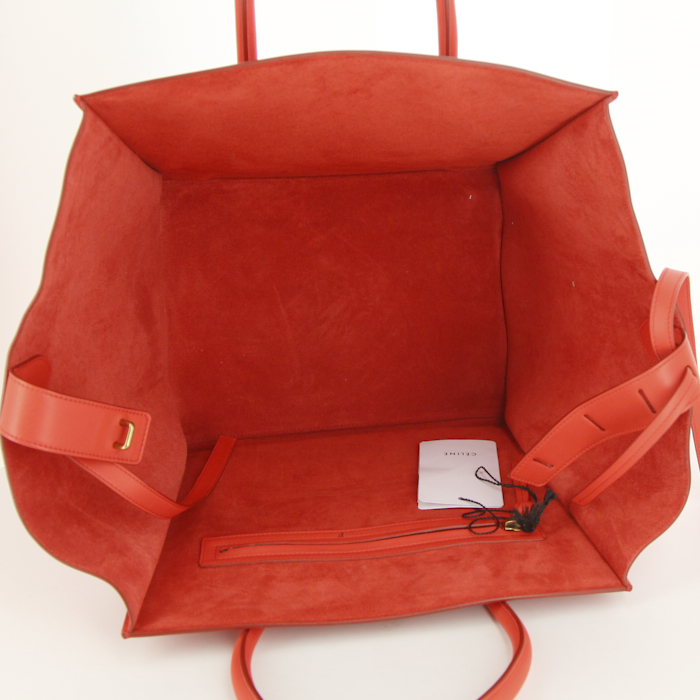 Sac à main Celine Phantom en cuir rouge-orangé - Detail D2