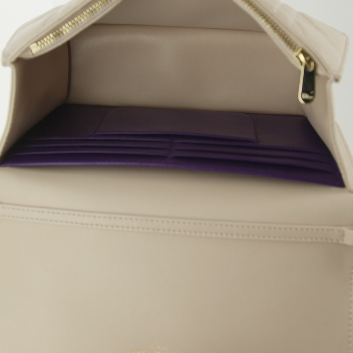 Sac bandoulière Dior Miss Dior en cuir cannage rose-poudre - Detail D2