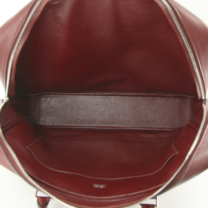 Hermes briefcase in burgundy togo leather - Detail D2
