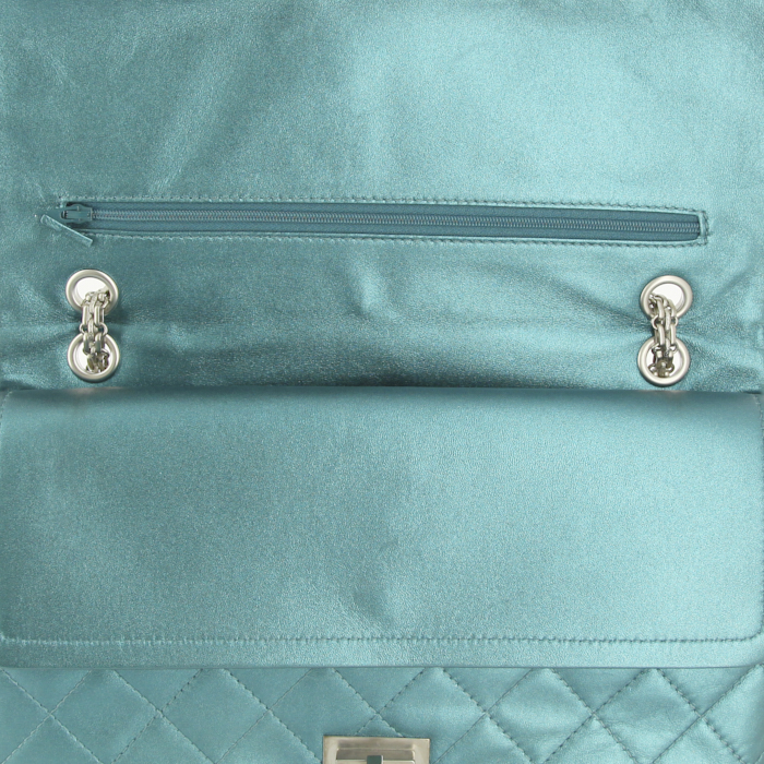Borsa Chanel 2.55 maxi jumbo in pelle trapuntata turchese - Detail D5