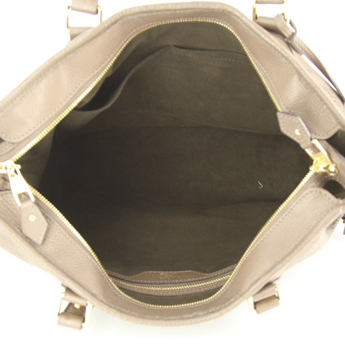 Louis Vuitton Stellar small model handbag in brown mahina leather - Detail D3