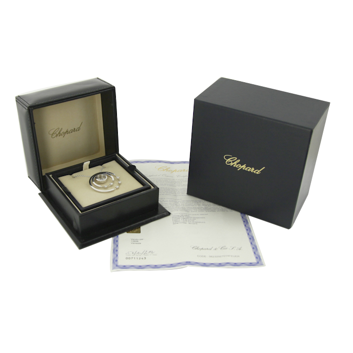 Collier Chopard Happy Spirit en or blanc et diamants - Detail D2