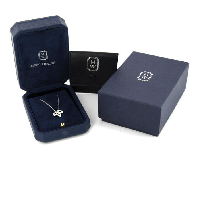 Harry Winston Lily Cluster pendant in platinium and in diamonds - Detail D2