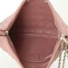 Bolsito de mano Dior en cuero color rosa claro - Detail D2 thumbnail
