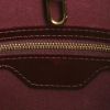 Louis Vuitton shopping bag in purple monogram patent leather - Detail D3 thumbnail