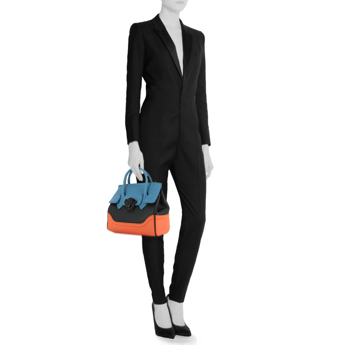 Borsa Versace Palazzo Empire in pelle tricolore rosa Peche blu Celeste e blu notte - Detail D2