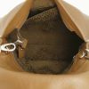 Salvatore Ferragamo handbag in gold grained leather - Detail D3 thumbnail
